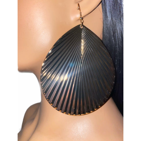 Fan Out Earrings